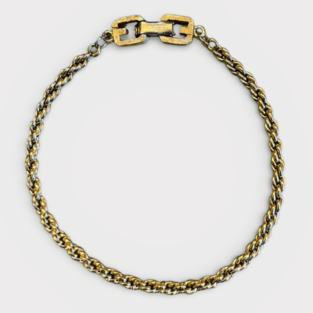 Givenchy Vintage Gold Rope Chain Bracelet - Picture 3 of 6